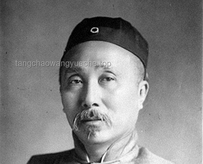慈禧年轻时唯一照片与美国博物馆珍藏：历史与文化的深度对比分析